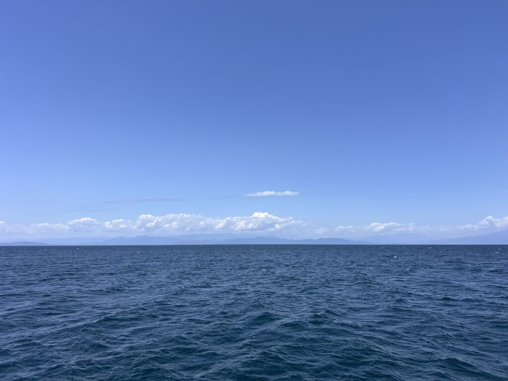 土肥ダイビング 船上からの駿河湾と対岸