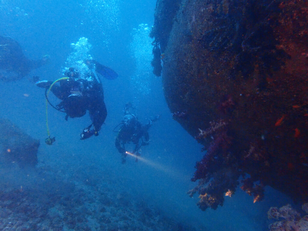 土肥ダイビング　通り崎沈船　アドバンスコース