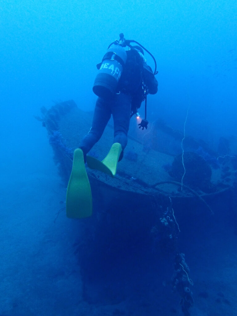 土肥ダイビング 通り崎沈船