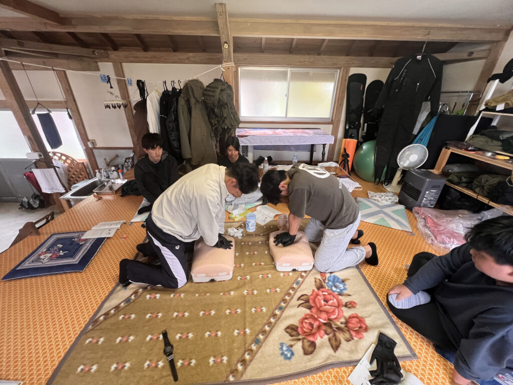 土肥ダイビング　CPR＆First Aid　専大CORAL