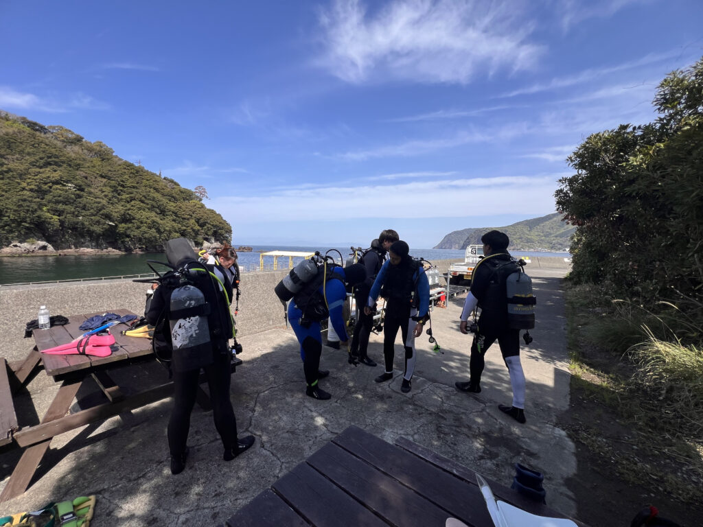 土肥ダイビング　専大CORAL　新3年生春合宿　レスキューコース