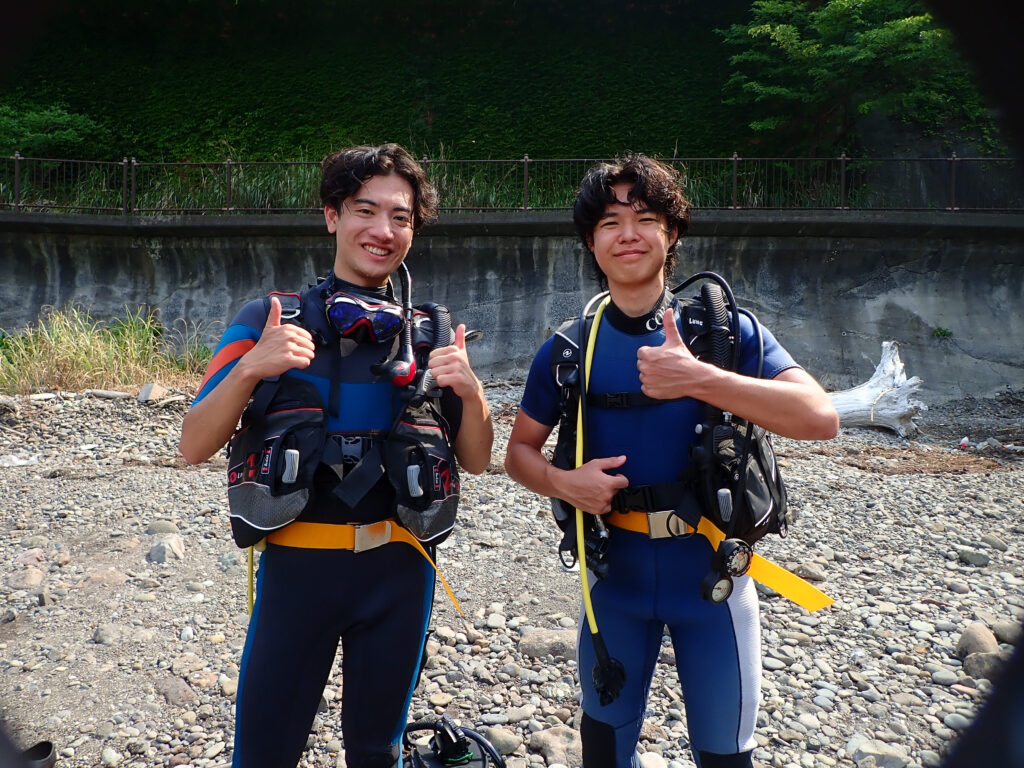 土肥ダイビング 通り崎ビーチ 専修大学スキンダイビングクラブCORAL 1年生ライセンス合宿