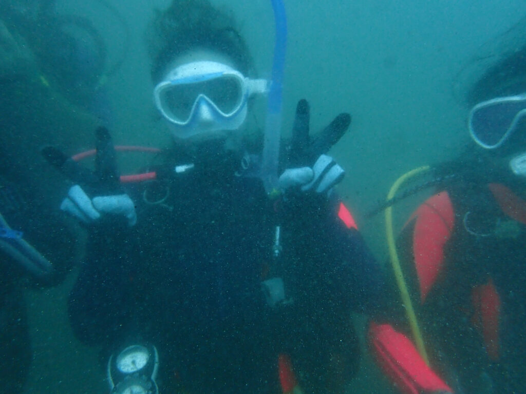 土肥ダイビング　通り崎ビーチ　専修大学スキンダイビングクラブCORAL　ライセンス合宿