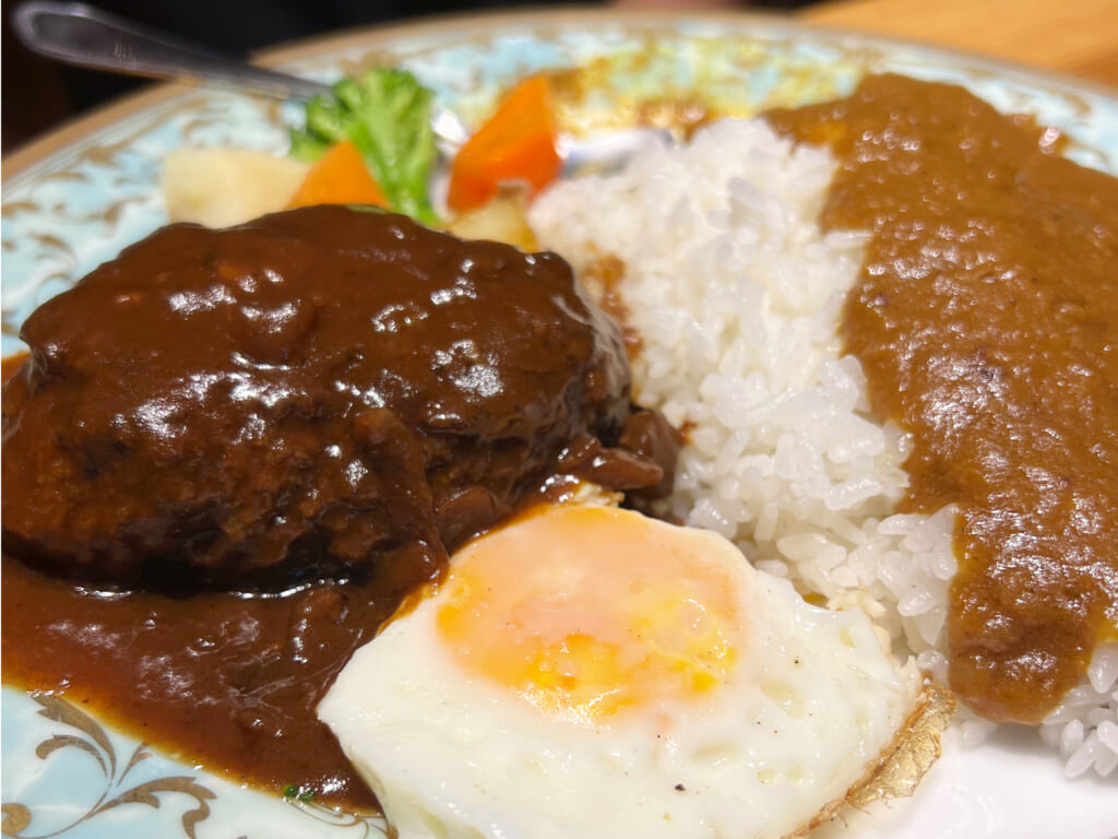 土肥アフターダイブ　Prima がっつりハンバーグカレー